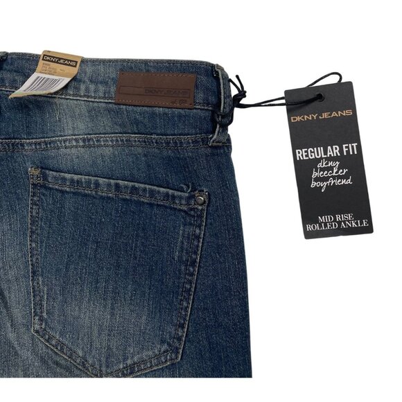 DKNY Jeans size 8 Regular Fit Mid Rise Rolled Ankle Cropped Boyfriend Denim Pant - Picture 2 of 8